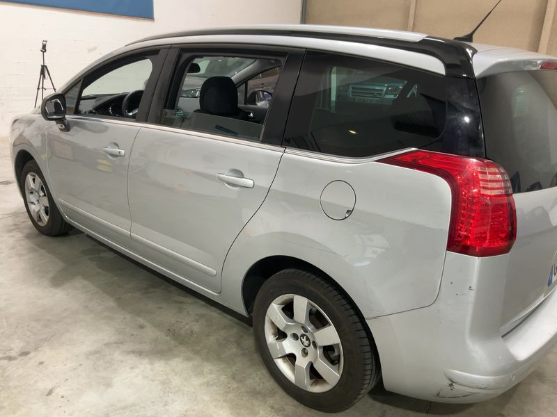 Peugeot 5008 1.6 HDi Allure 2014 – снимка 6
