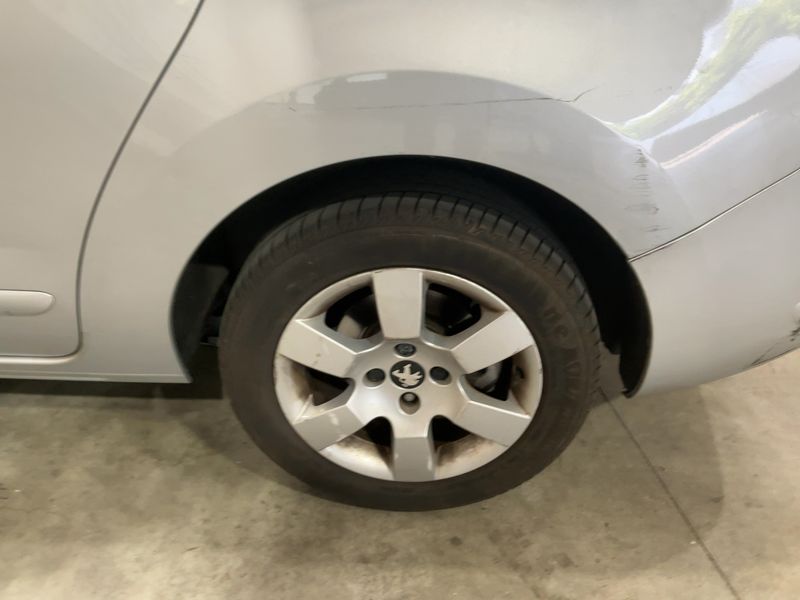 Peugeot 5008 1.6 HDi Allure 2014 – снимка 5