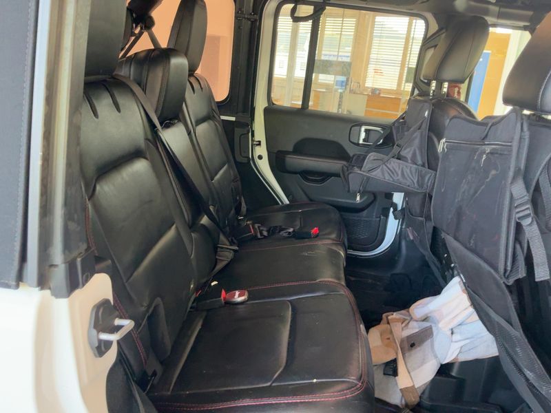 Jeep Wrangler Unlimited 2.0 TGDi Rubicon 2020 – снимка 19