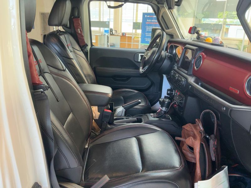Jeep Wrangler Unlimited 2.0 TGDi Rubicon 2020 – снимка 16