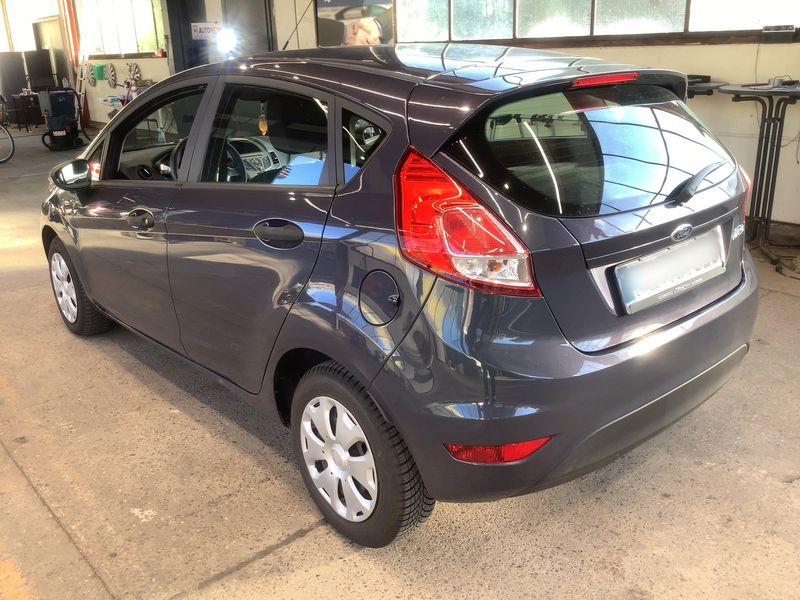 Ford Fiesta 1.25 Ambiente 2015 – снимка 6