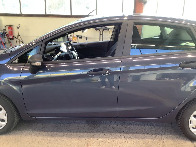 Ford Fiesta 1.25 Ambiente 2015 – снимка 4