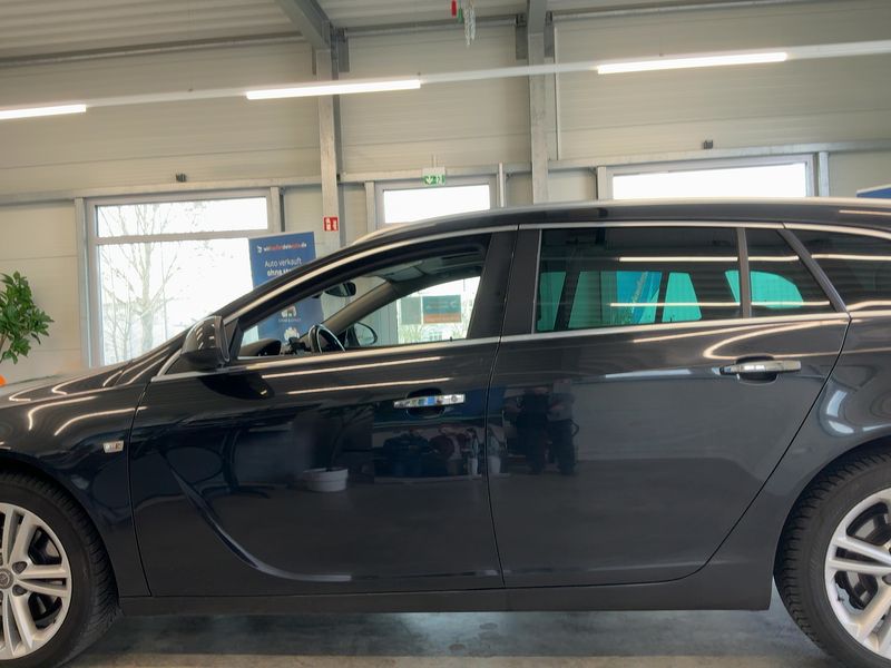 Opel Insignia Sports Tourer 2.0 CDTI Cosmo 2012 – снимка 4