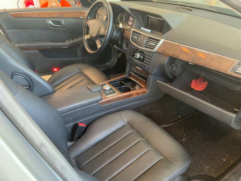 Mercedes-Benz E-Klasse E 250 CDI T BlueEfficiency Elegance 2011 – снимка 17