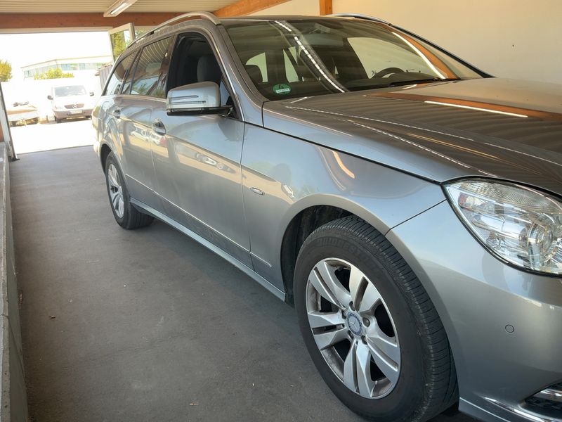 Mercedes-Benz E-Klasse E 250 CDI T BlueEfficiency Elegance 2011 – снимка 12