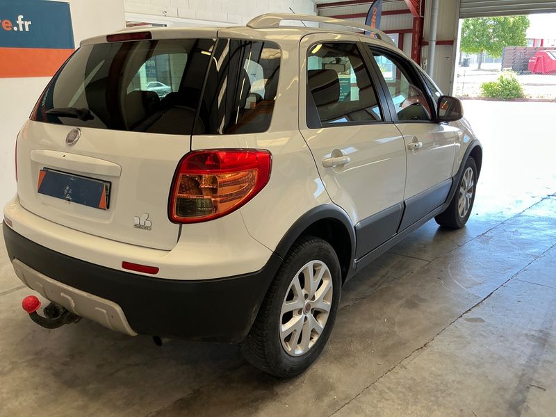 Fiat Sedici 2.0 JTDM Multijet Emotion 4x4 2010 – снимка 2