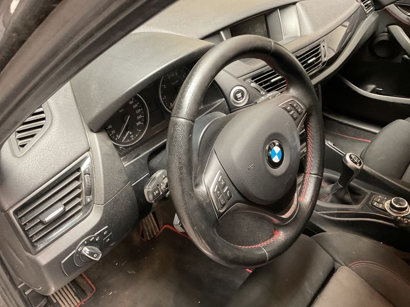 BMW X1 sDrive 20i 2012 – снимка 33