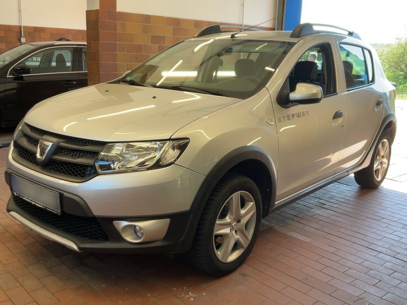 Dacia Sandero 0.9 TCe Stepway Ambiance 2013 – снимка 1