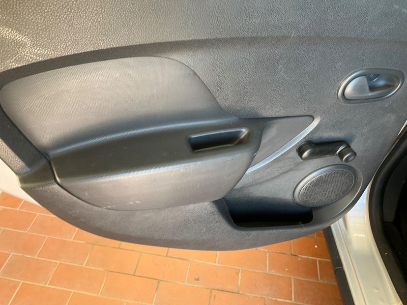 Dacia Sandero 0.9 TCe Stepway Ambiance 2013 – снимка 39