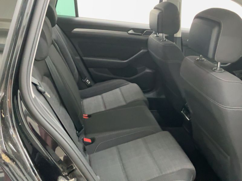 Volkswagen Passat 2.0 TDI Business 2019 – снимка 20