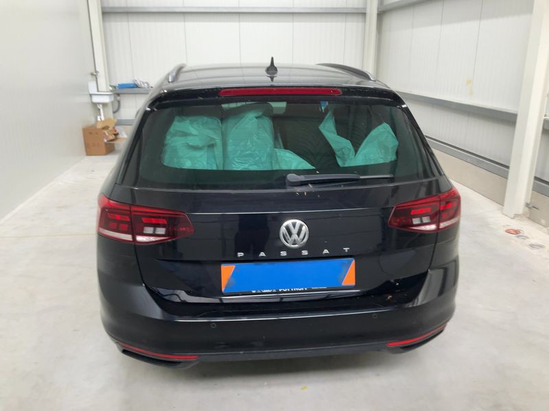 Volkswagen Passat 2.0 TDI Business 2019 – снимка 7