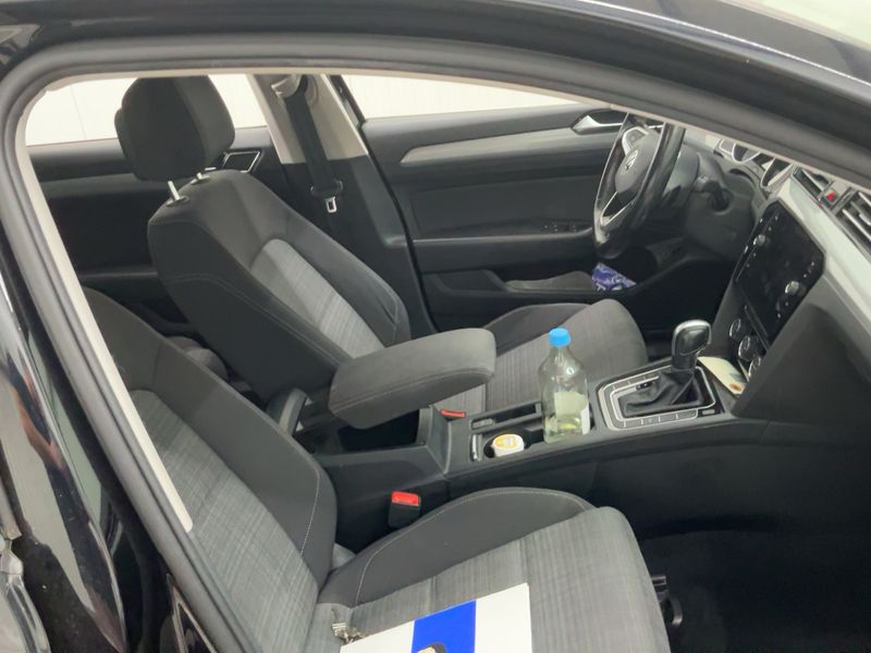 Volkswagen Passat 2.0 TDI Business 2019 – снимка 17