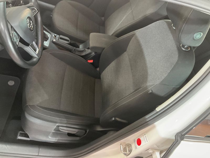 Skoda Octavia 2.0 TDI Soleil 2020 – снимка 26