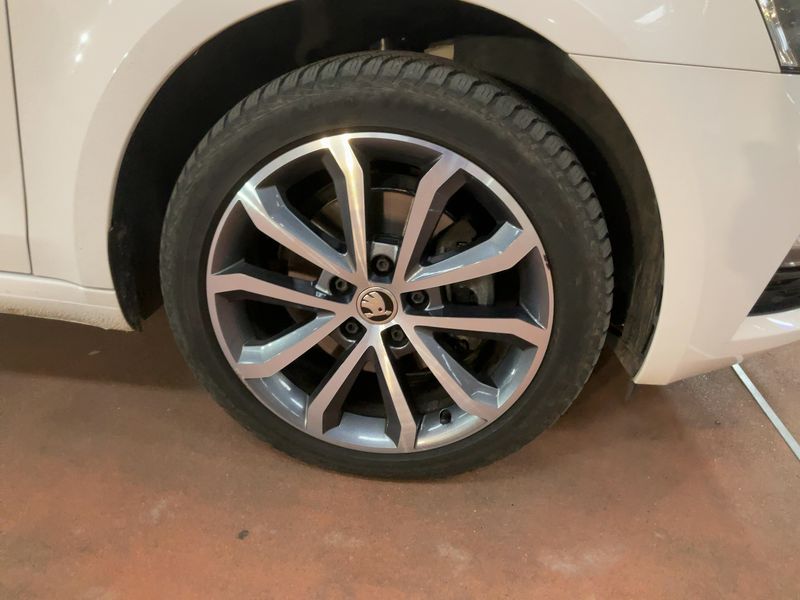 Skoda Octavia 2.0 TDI Soleil 2020 – снимка 11