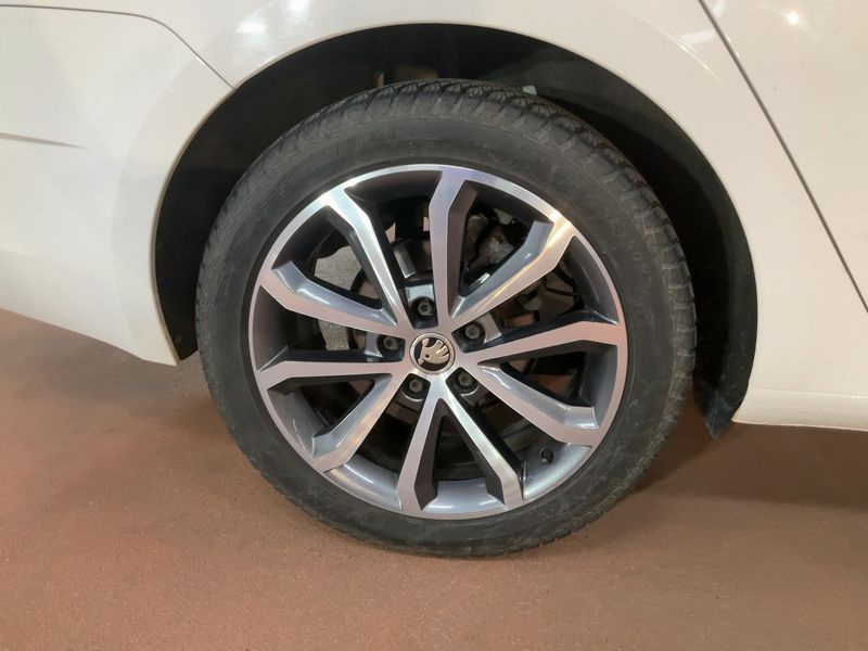 Skoda Octavia 2.0 TDI Soleil 2020 – снимка 9
