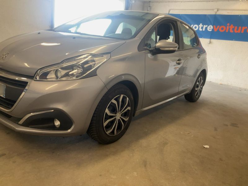 Peugeot 208 1.5 Blue-HDi Active 2019 – снимка 2