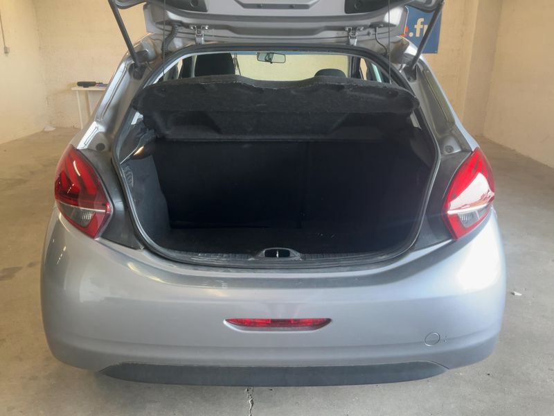 Peugeot 208 1.5 Blue-HDi Active 2019 – снимка 15