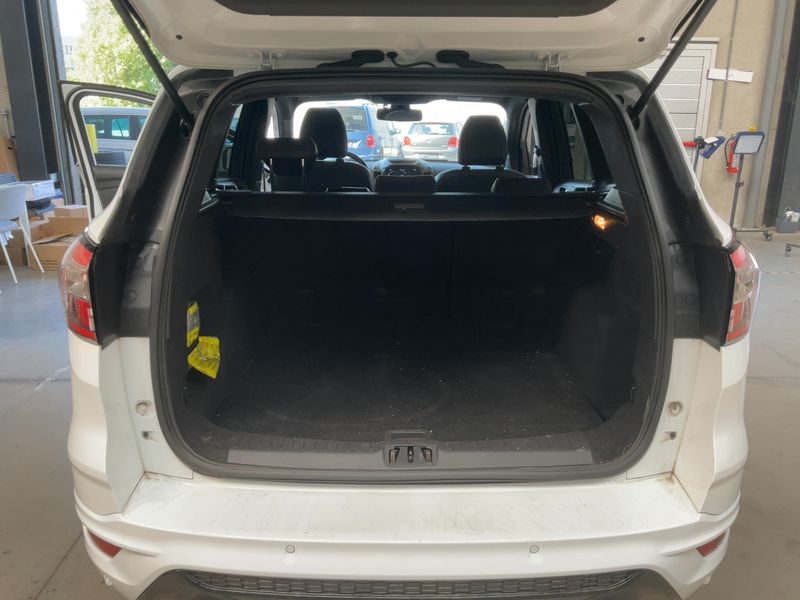 Ford Kuga 2.0 TDCi ST-Line 2018 – снимка 15