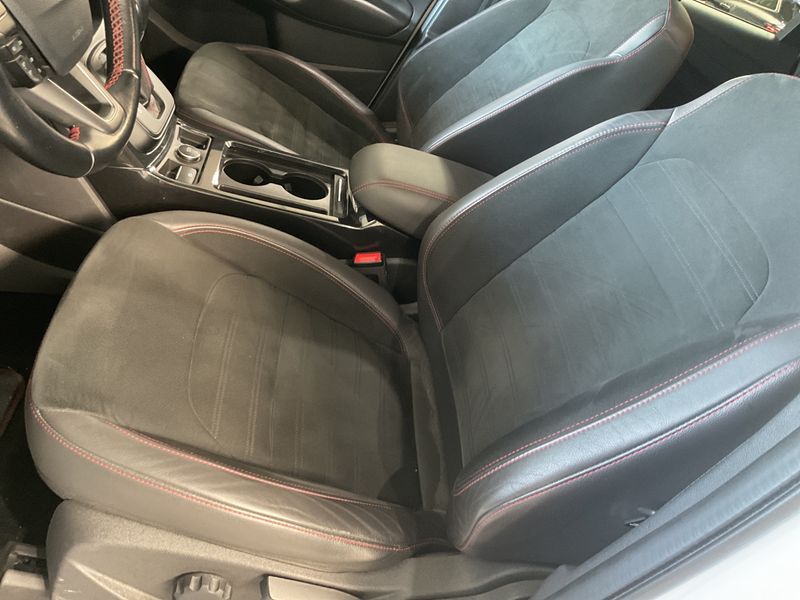 Ford Kuga 2.0 TDCi ST-Line 2018 – снимка 23