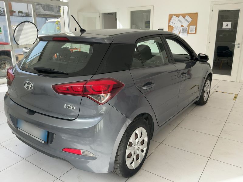 Hyundai i20 1.1 CRDi Classic 2015 – снимка на щета