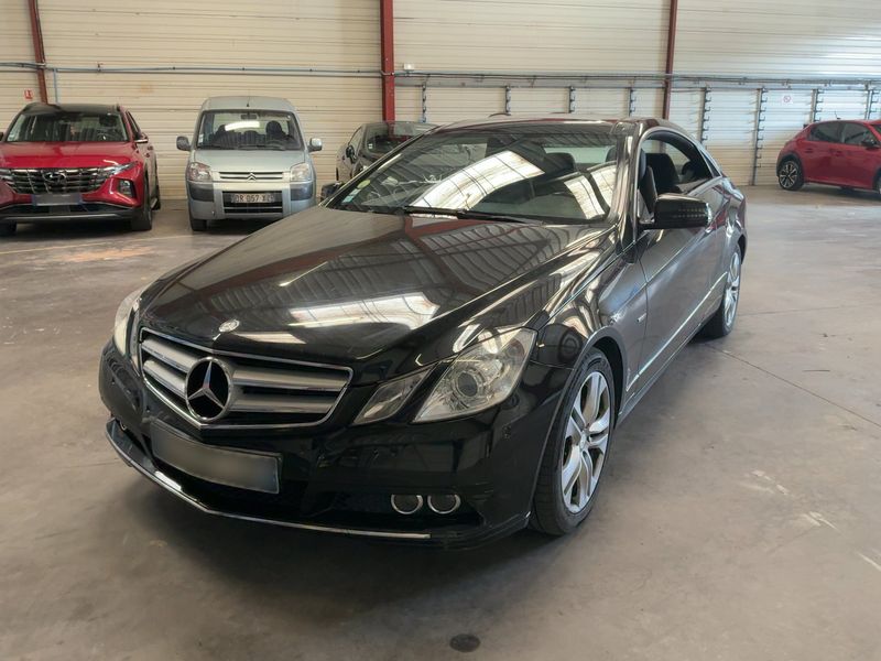 Mercedes-Benz E-Klasse E 250 CDI BlueEfficiency Avantgarde 2010 – снимка 1
