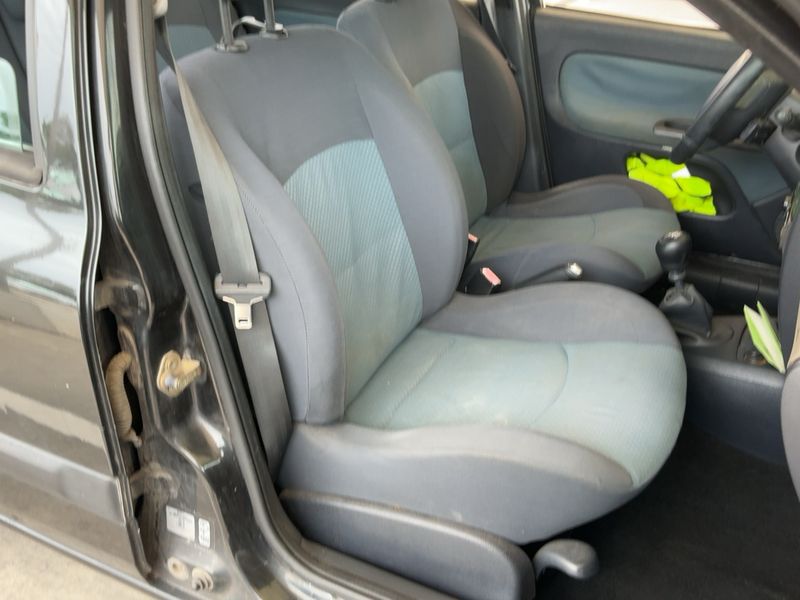 Renault Clio 1.5 dCi Tech-Run 2005 – снимка 16