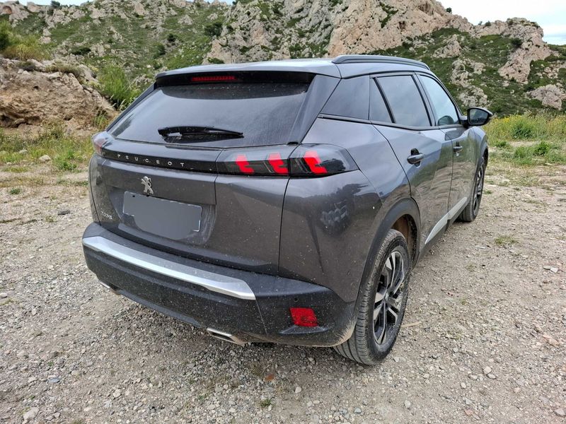 Peugeot 2008 1.2 PureTech Allure 2020 – снимка 5