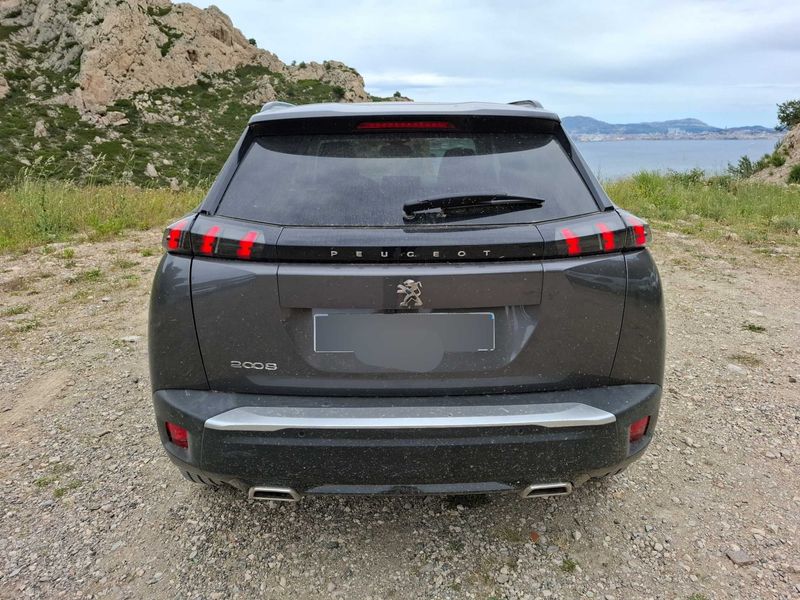 Peugeot 2008 1.2 PureTech Allure 2020 – снимка 4