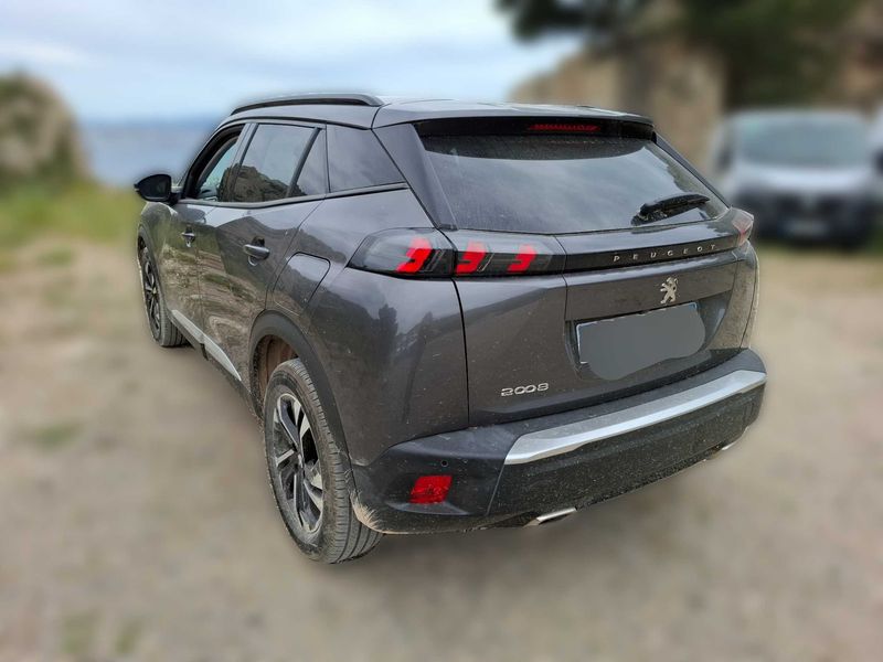 Peugeot 2008 1.2 PureTech Allure 2020 – снимка 3