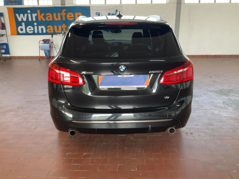 BMW 2er 225i Active Tourer xDrive Luxury Line 2015 – снимка 7