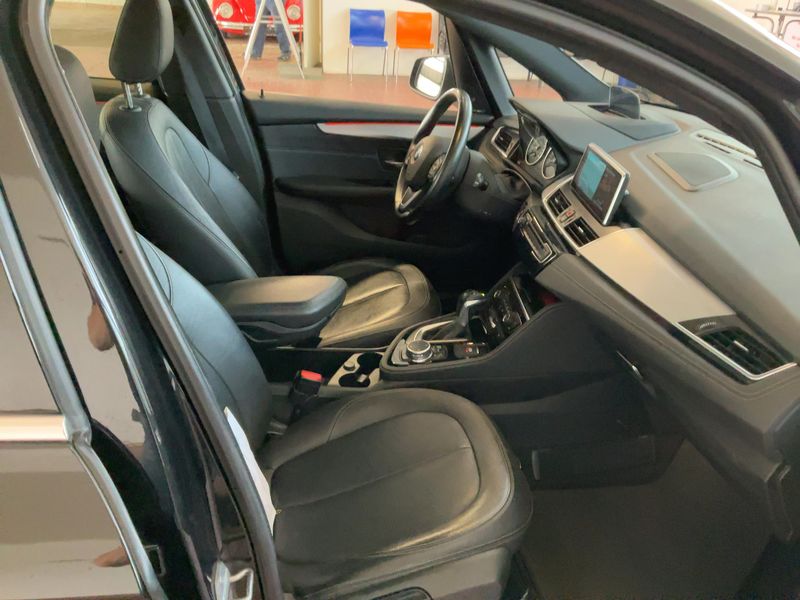BMW 2er 225i Active Tourer xDrive Luxury Line 2015 – снимка 17