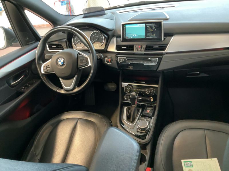 BMW 2er 225i Active Tourer xDrive Luxury Line 2015 – снимка 18