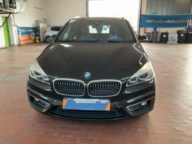 BMW 2er 225i Active Tourer xDrive Luxury Line 2015 – снимка 14