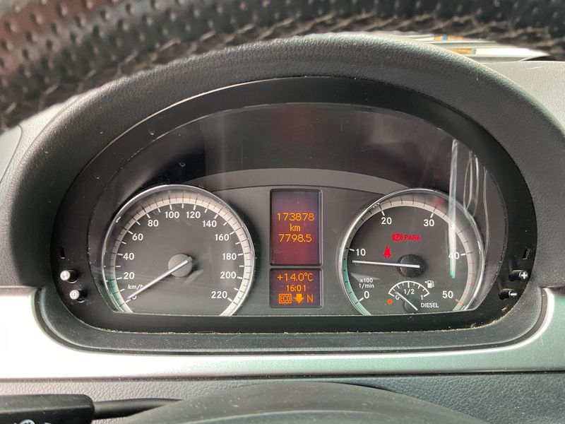 Mercedes-Benz Viano 2.1 CDI lang Trend 2014 – снимка 18