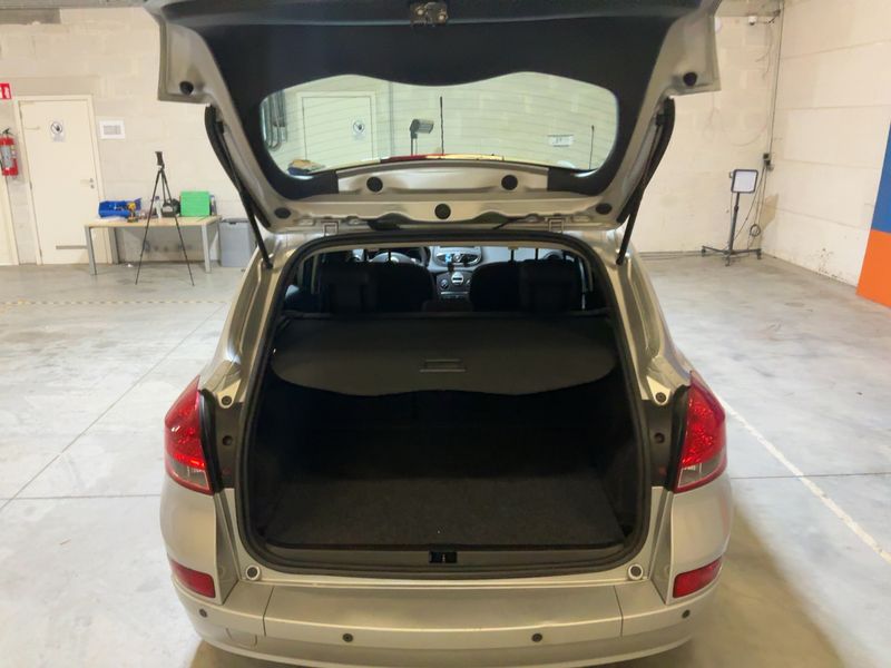 Renault Clio 1.2 Night & Day 2011 – снимка 15