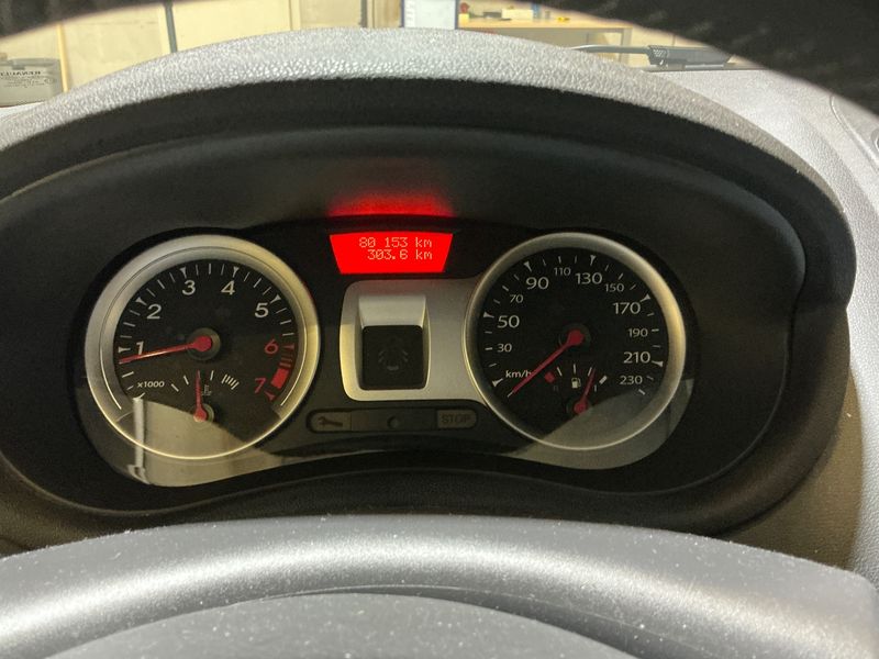 Renault Clio 1.2 Night & Day 2011 – снимка 18