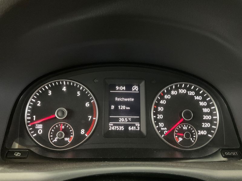 Volkswagen Touran 1.2 TSI Style BlueMotion Tech 2012 – снимка 4