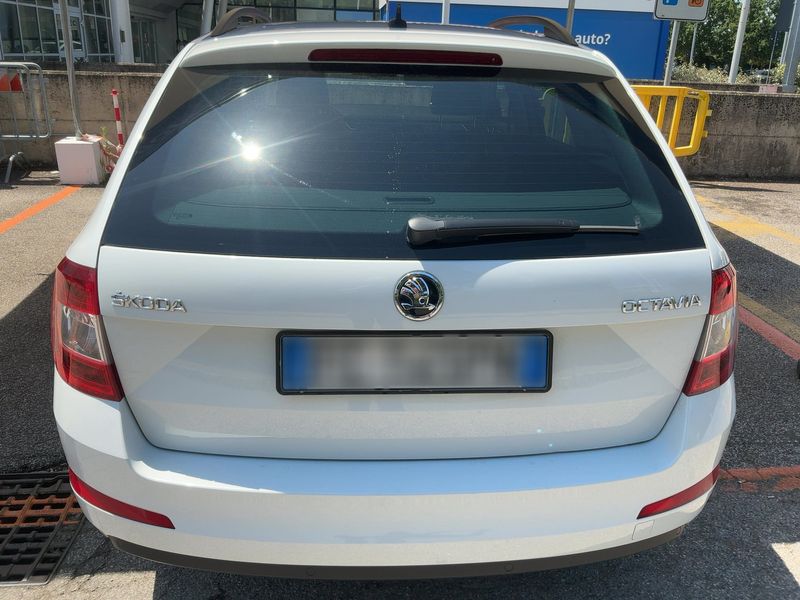 Skoda Octavia 2.0 TDI Executive 2016 – снимка 7