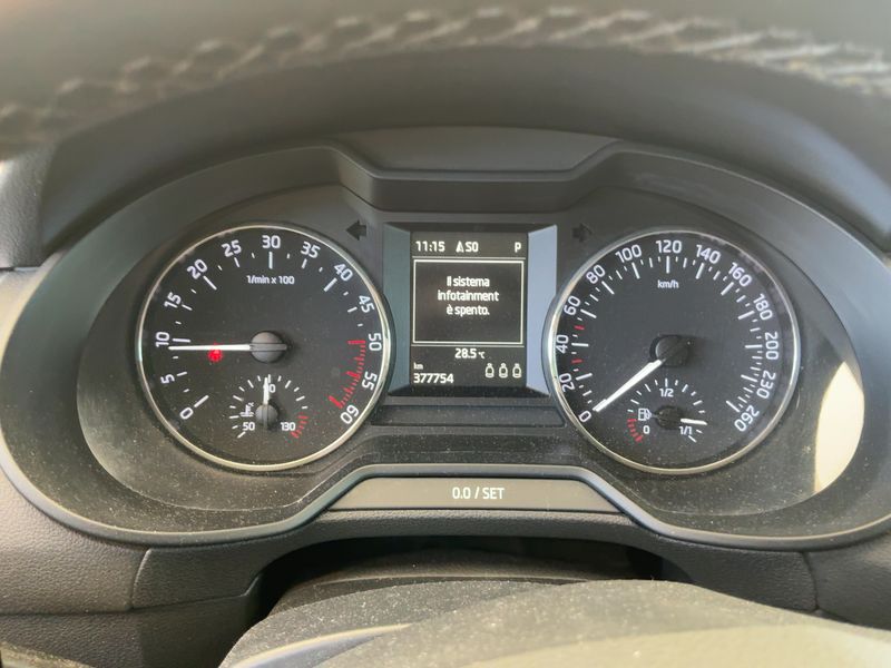 Skoda Octavia 2.0 TDI Executive 2016 – снимка 18