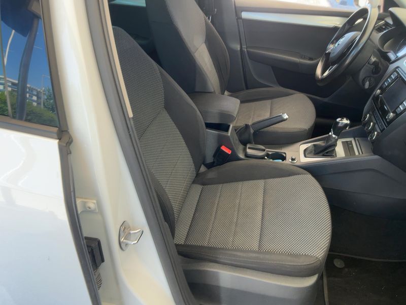 Skoda Octavia 2.0 TDI Executive 2016 – снимка 16