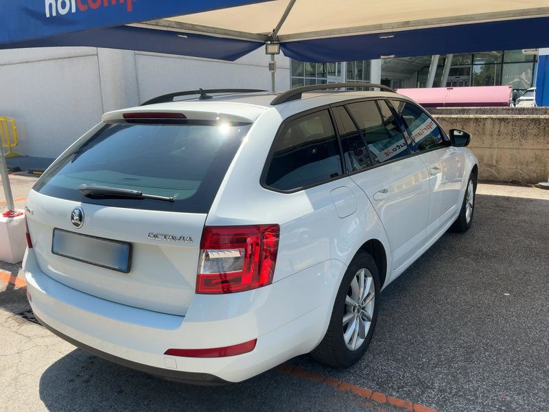 Skoda Octavia 2.0 TDI Executive 2016 – снимка 8
