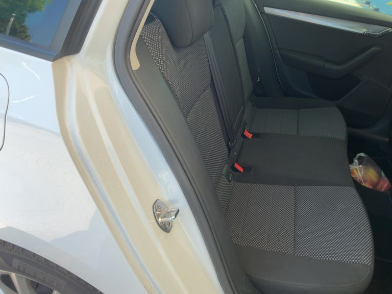 Skoda Octavia 2.0 TDI Executive 2016 – снимка 19