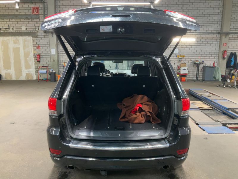 Jeep Grand Cherokee 3.0 CRD Overland 2015 – снимка 15