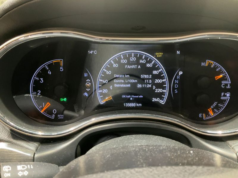 Jeep Grand Cherokee 3.0 CRD Overland 2015 – снимка 18