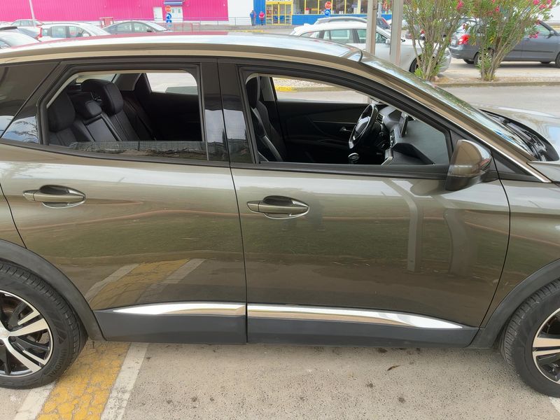 Peugeot 3008 1.5 Blue-HDi Allure 2018 – снимка 10