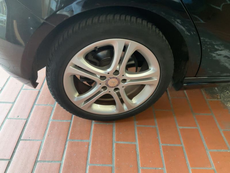 Mercedes-Benz A-Klasse A 200 BlueEfficiency Urban 2012 – снимка 9