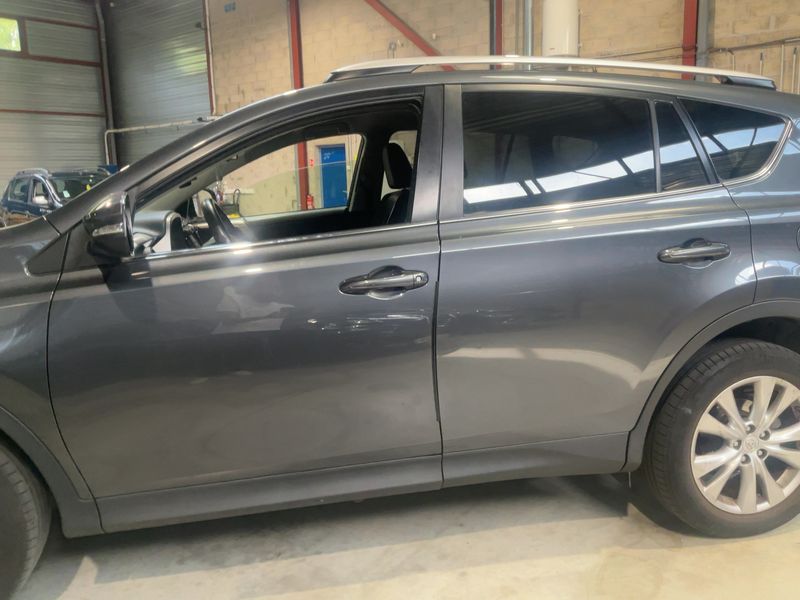 Toyota RAV 4 2.2 D-4D Life 2013 – снимка 4