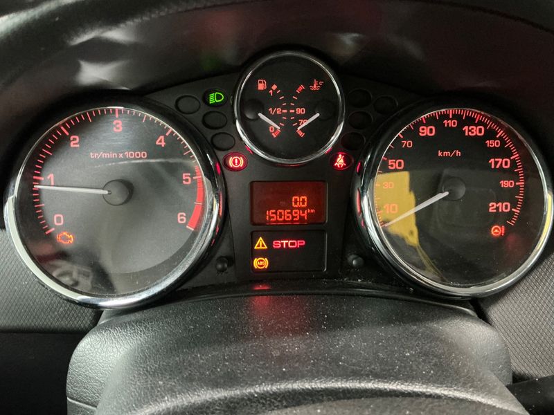 Peugeot 207 1.4 HDi Exécutive 2006 – снимка 4