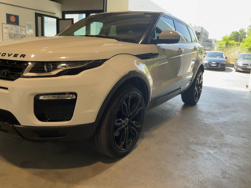 Land Rover Evoque 2.0 Td4 Pure 2017 – снимка 2