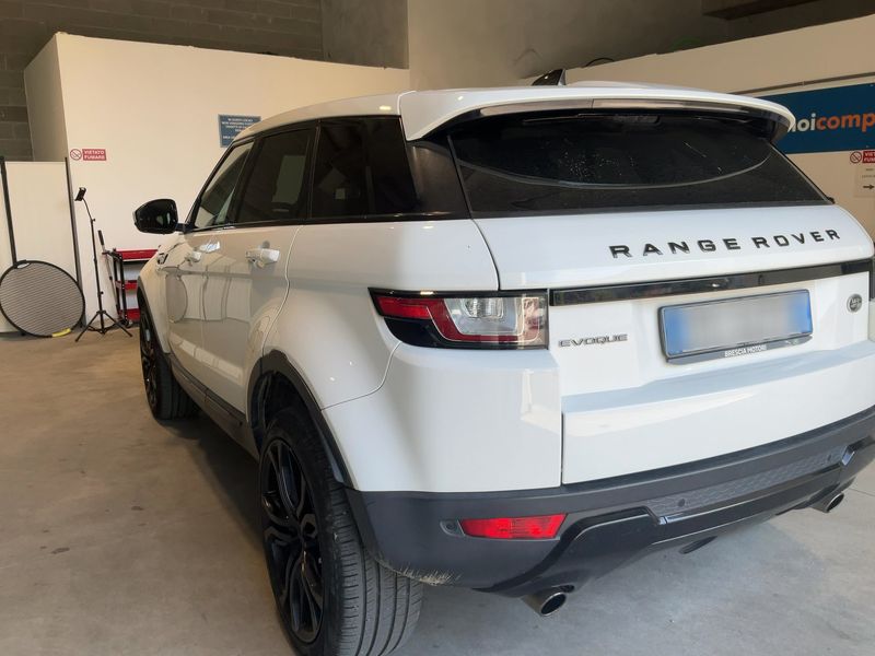 Land Rover Evoque 2.0 Td4 Pure 2017 – снимка 6